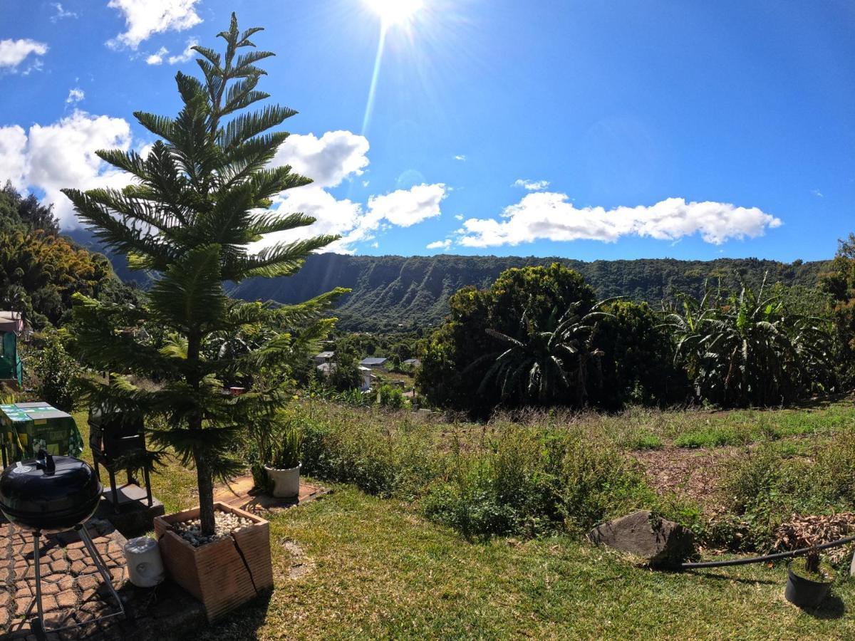 Ti Kaz Perchee Villa Entre-Deux Luaran gambar